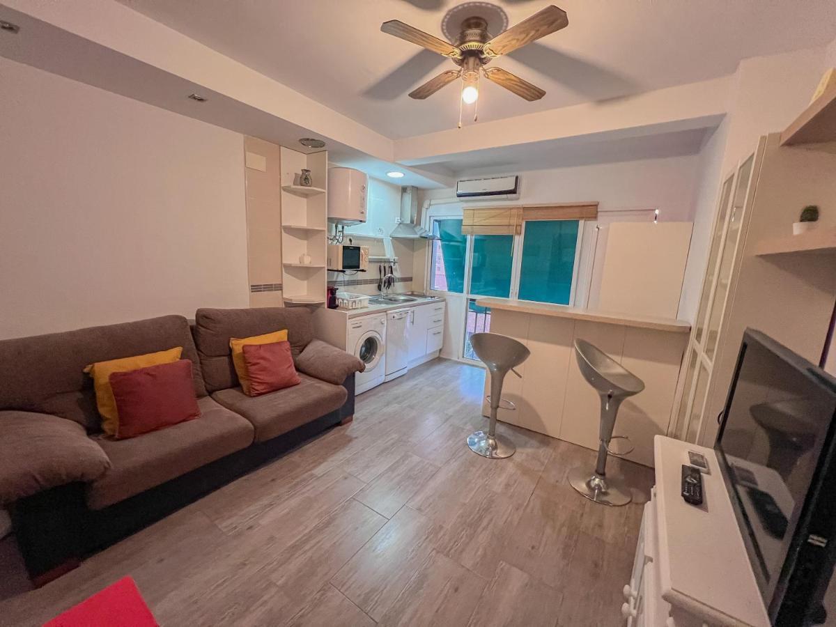 Bonito Apartamento Cerca Del Puerto Málaga Buitenkant foto