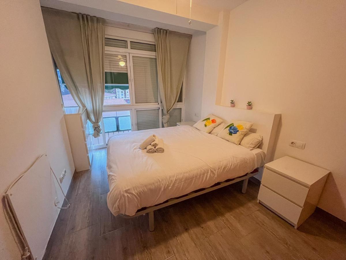 Bonito Apartamento Cerca Del Puerto Málaga Buitenkant foto